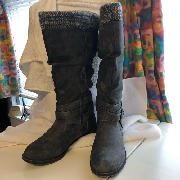 zanadee sweater cuff boot